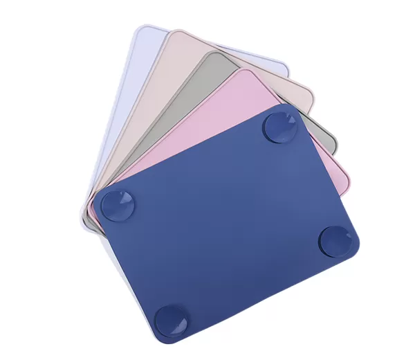 BX0092 Silicone Rectangle Mat With 4 Suction on Bottom