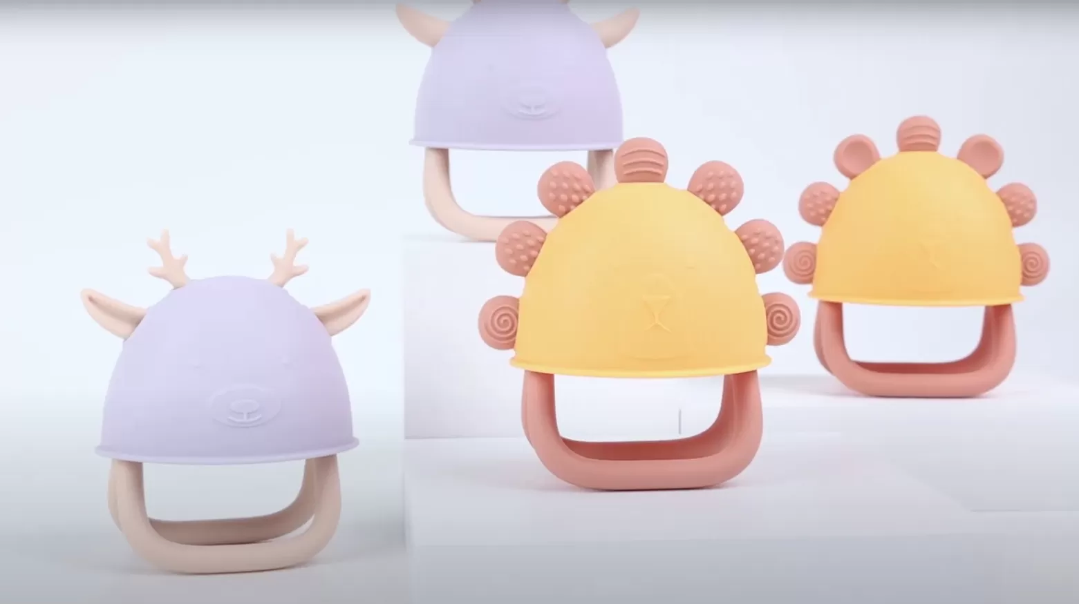 Video of ﻿﻿﻿﻿BX00108 Silicone Deer Mitten Teether