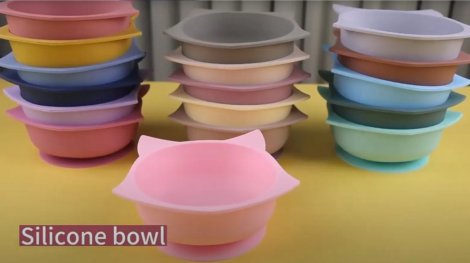 Video of ﻿﻿BX0059 Silicone Fox Shape Bowl