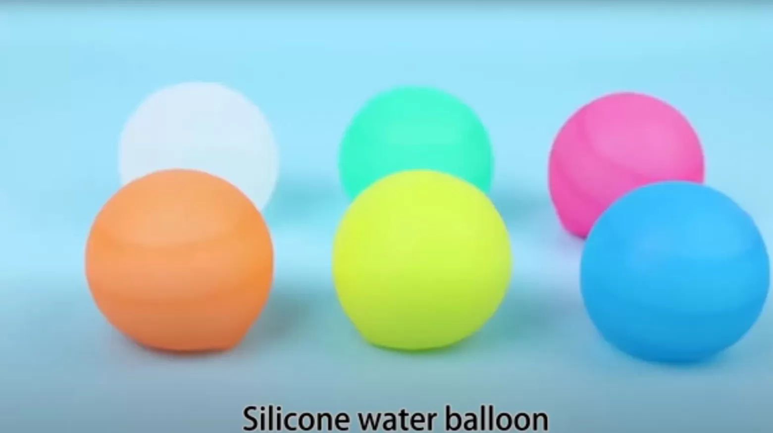 Video of BX0113 Silicone Water Splash Ball