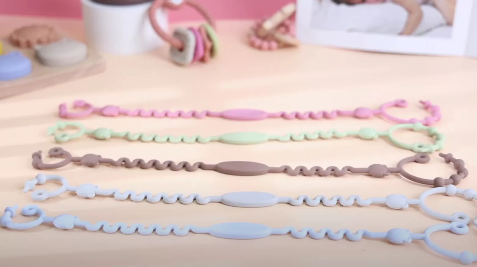 Video of ﻿BX0142 Silicone Adjustable Strap